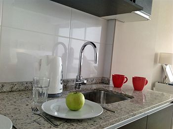 Apartahotel Riva Urban Lofts By Tay